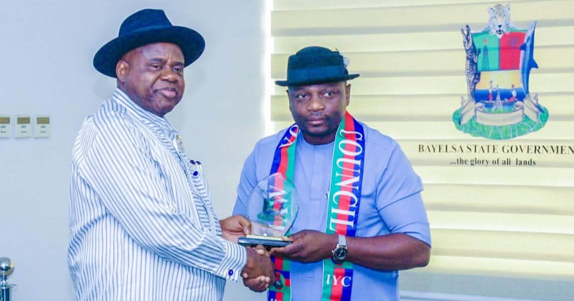 Gov. Diri Receives New IYC Executives.